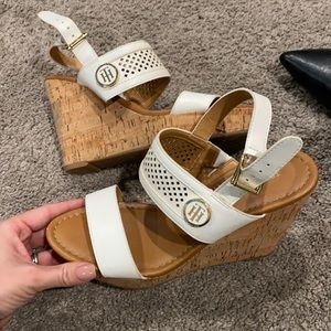 Tommy Hilfiger wedges 7.5